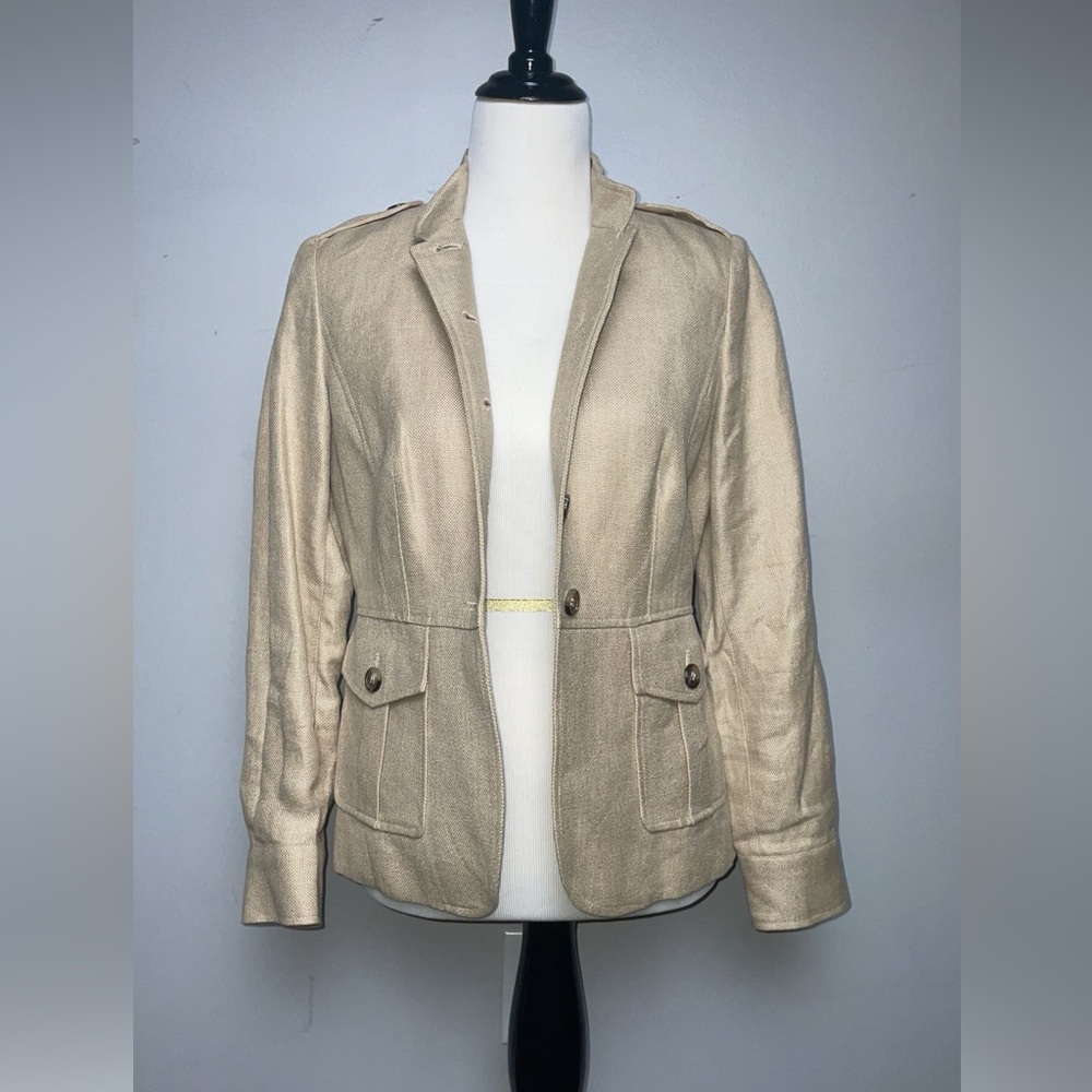 Elegant Beige Women's Blazer